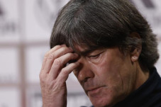 Joachim Loew Bingung...