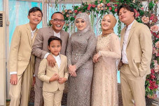 Resmi Suami-Istri, Sule...