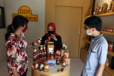 Sambal Produk UMKM Surabaya...