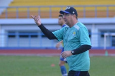 Kesal Liga 1 Terus Ditunda,...