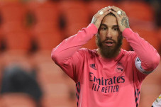 Sergio Ramos Cedera...