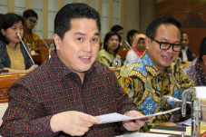 Jumat Keramat, Seharian...
