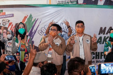 Semakin Digdaya Melalui...
