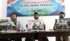Soal Pencopotan Baliho...