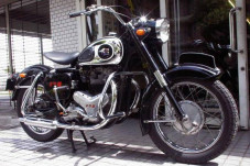 Suzuki Berada di Balik...