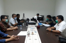 Datang ke KPU, Tim Rusdy-Mamun...