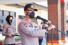 Polres Tana Toraja Tak...