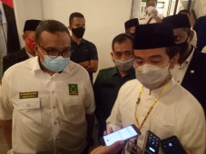 Rencana Gibran Bagikan...
