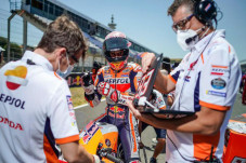 Pembalap MotoGP Tak...