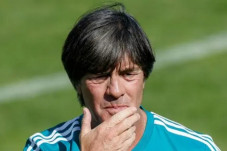 Joachim Low Terus Latih...