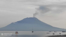 Gunung Ili Lewolotok...