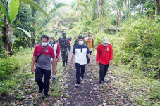 Bupati Suwirta Tinjau...