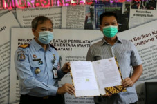 Horee, Buat Paspor Baru...