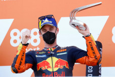 Pol Espargaro Penasaran...