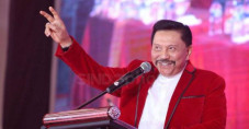 Mantan Kepala BIN Beri...