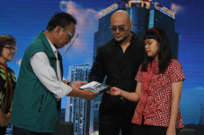 Transformasi Layanan...