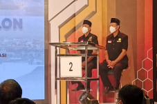 Bangun Kota Solo, Bagyo...