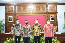 Bupati Wihaji Sebut...