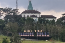 Terserang COVID-19,...