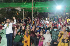 Sehari Jelang Masa Tenang,...