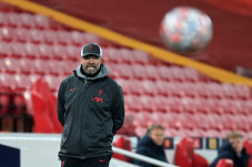 Resahkan Liverpool,...