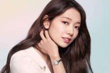 6 Karakter Park Shin-hye...