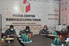 Bawaslu Lutim Terima...