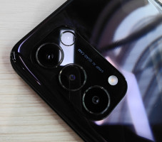 Oppo Reno5 Gunakan Kamera...