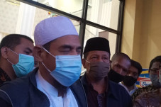 Anaknya Ditembak Mati...