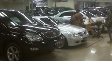 Pasar Mobil Kemayoran,...