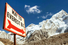 China dan Nepal Revisi...