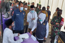 Kurang Sehari Coblosan,...