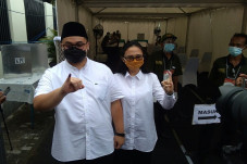 Usai Nyoblos, Putra...