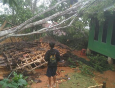 BPBD Minta Masyarakat...