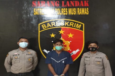 Larikan Gadis Cantik...