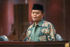 Habib Rizieq Datangi...