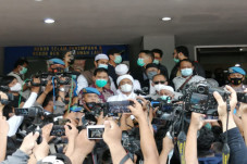 Habib Rizieq Pesan Masyarakat...