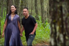 Foto Prewed, Vicky Prasetyo...