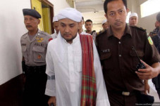 Penembakan 6 Anggota...