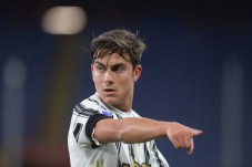 Dybala Frustasi dengan...