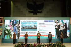 Berkomitmen Terhadap...
