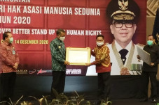 Pemkab Sinjai Terima...