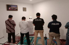 Habib Rizieq Ditahan...