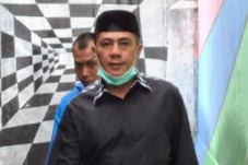 Syamsu Rizal dan Istri...