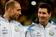 Zabaleta dan Ezequiel...