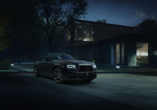 Rolls-Royce Beri Petunjuk...