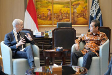 Perkuat Kerja Sama Global,...