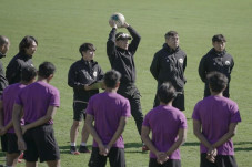 Antara Ronaldo, Messi...