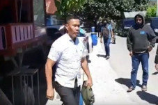 Penangguhan Penahanan...