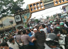 Aksi FUIB Tuntut Pembebasan...